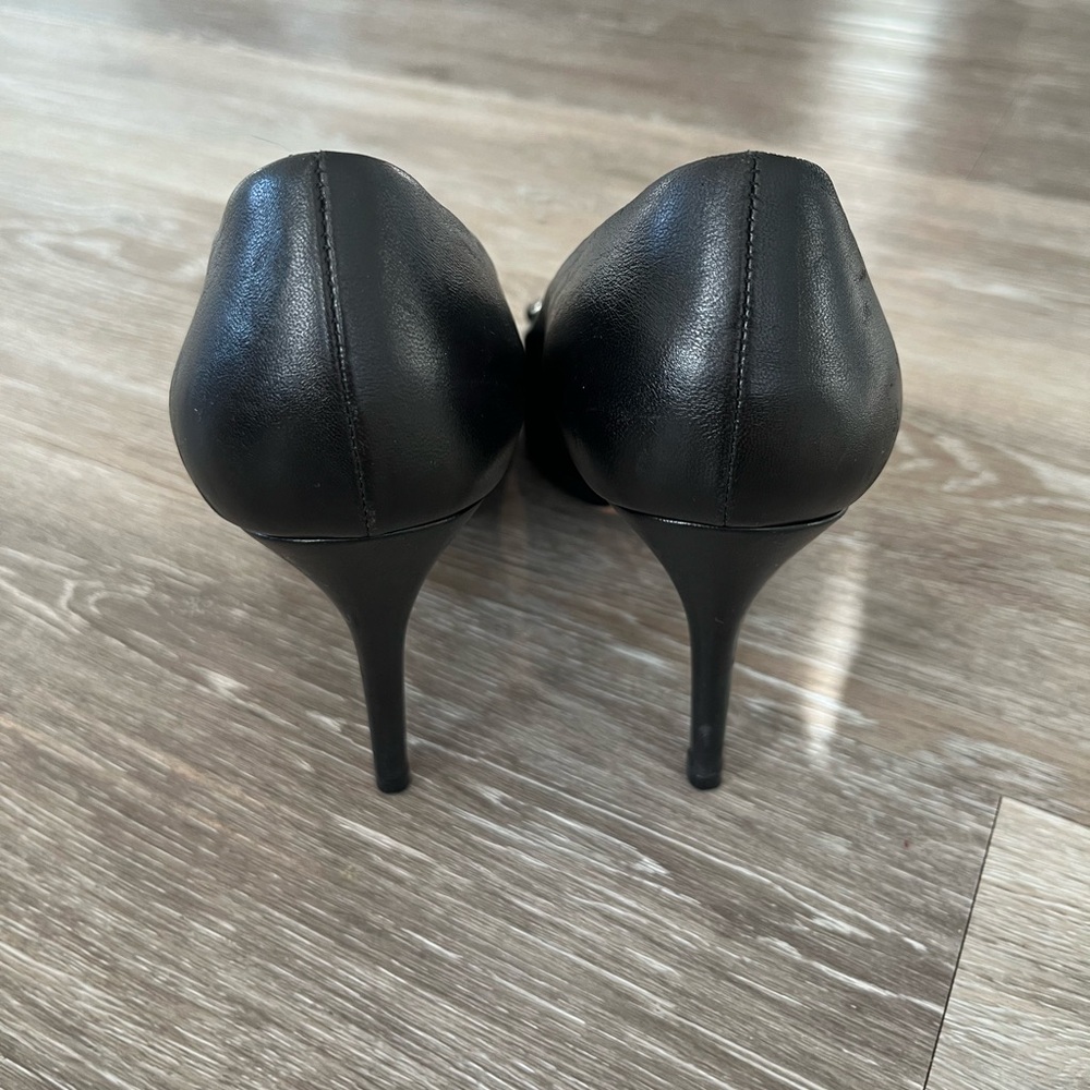 Gucci Black Peep-Toe Heels with Silver Accents - Picture 3 of 4